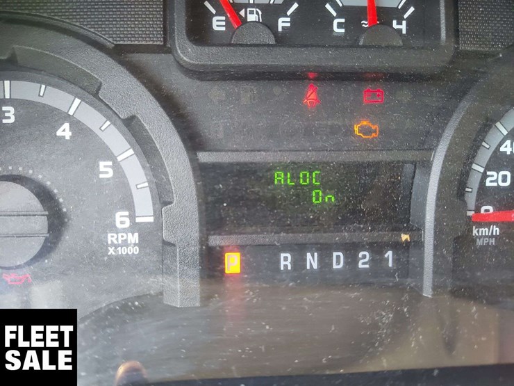 2012-ford-350-image-12