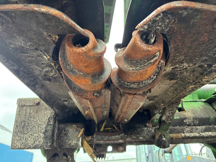 2001-john-deere-693-image-49