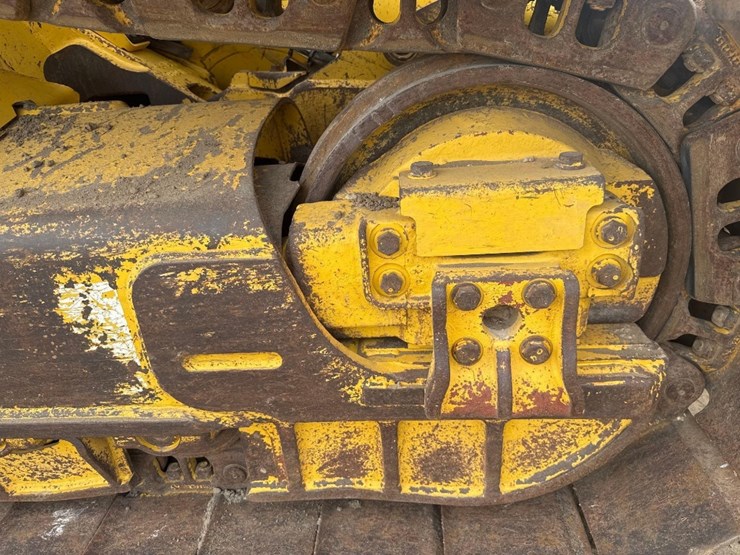 2021-komatsu-d51ex-24-image-14
