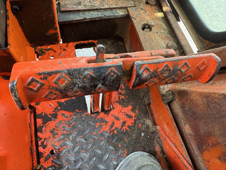 #10879-•-allis-chalmers-185-#11769-image-23