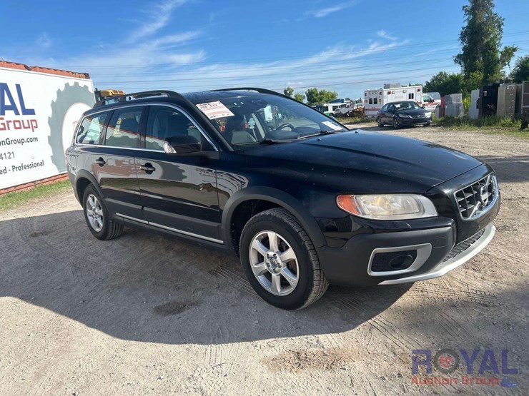 2012-volvo-xc70-image-2