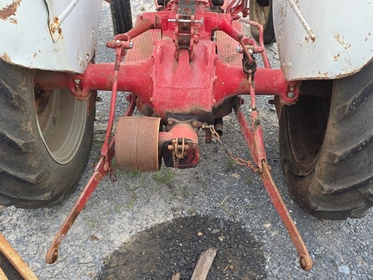 ford-8n-image-11