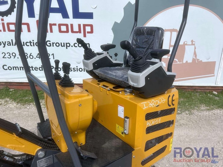 unused-2025-cfg-industry-mx12rx-mini-excavator-image-10