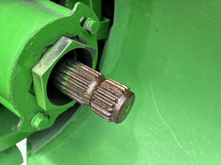 2015-john-deere-s680-image-16