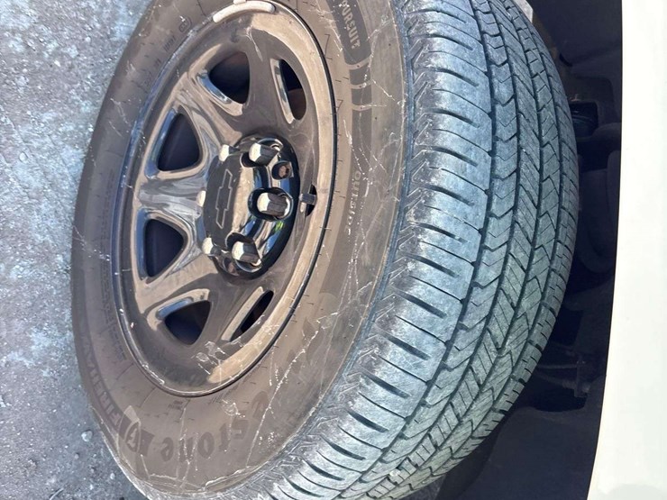 2019-chevrolet-tahoe-image-27