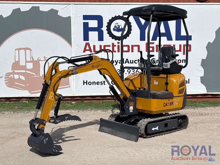unused-2025-cfg-qk18r-mini-excavator-image-1