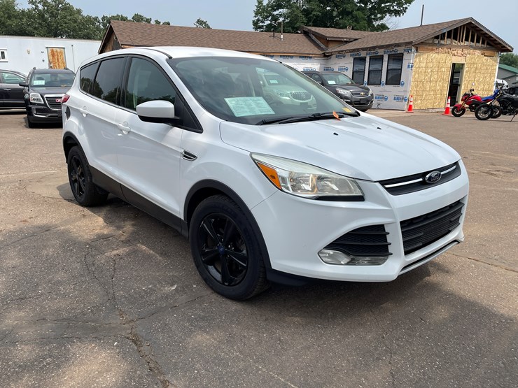 2015-ford-escape-se-image-7