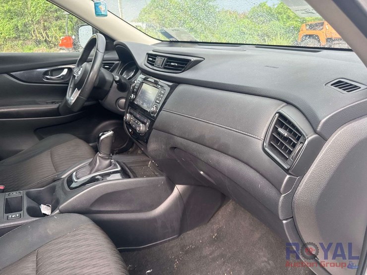 2017-nissan-rogue-image-27