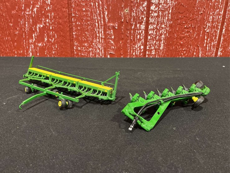 john-deere-64-image-1
