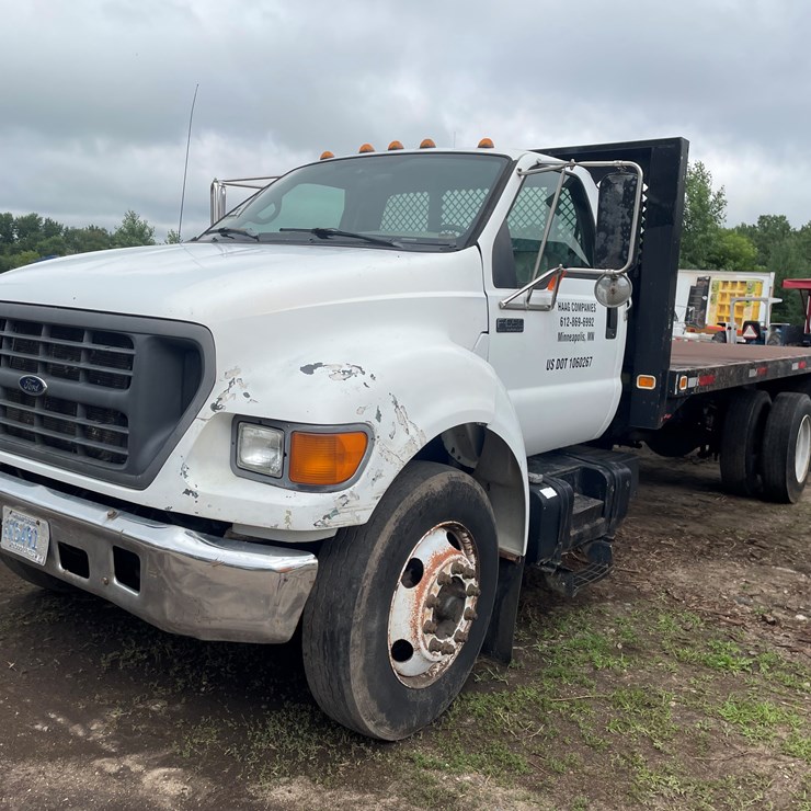2000 FORD 2000