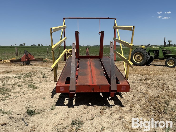 new-holland-1002-image-6