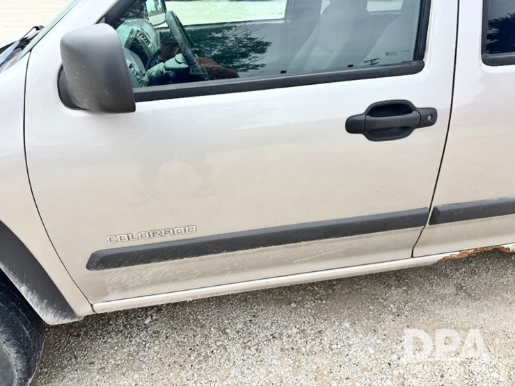 2004-chevrolet-colorado-ls-image-23
