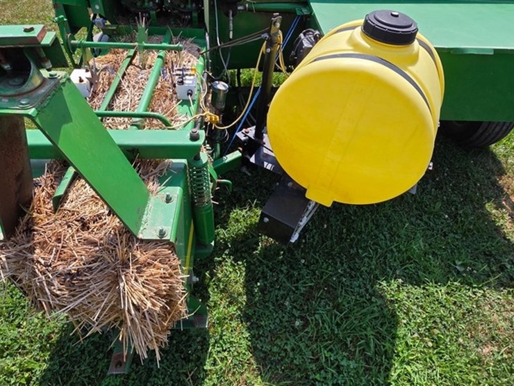 john-deere-348-image-17