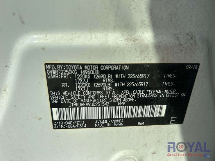 2018-toyota-rav4-image-4