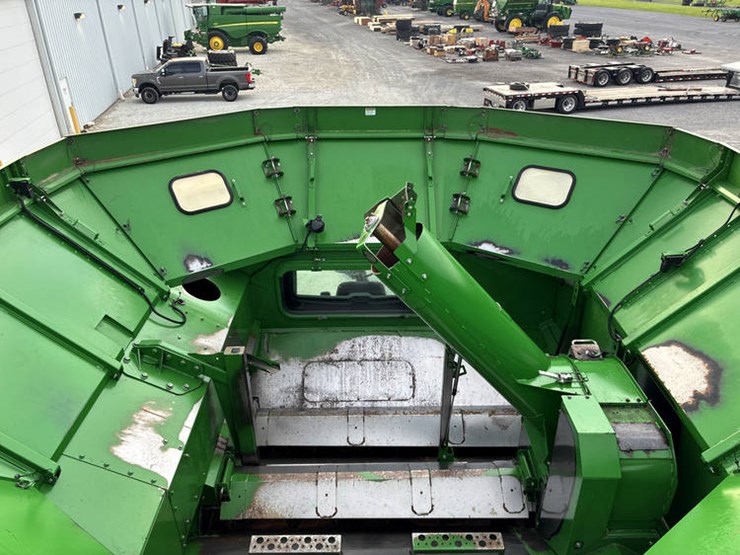 2015-john-deere-s680-image-111