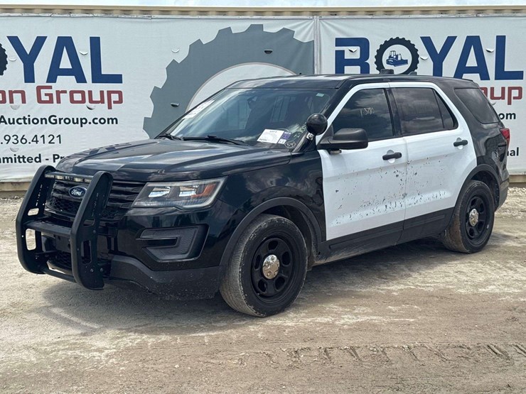 2019-ford-explorer-image-1