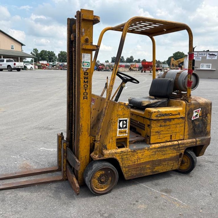 CATERPILLAR T50B