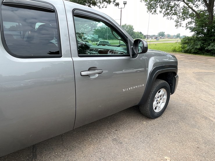 2007-chevrolet-silverado-1500-image-34