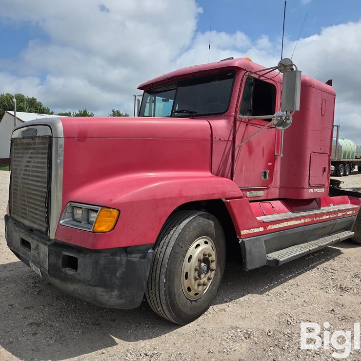 1996 FREIGHTLINER FLD120