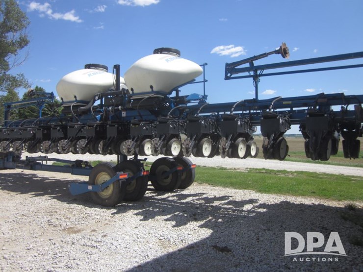 2010-kinze-3660-image-6