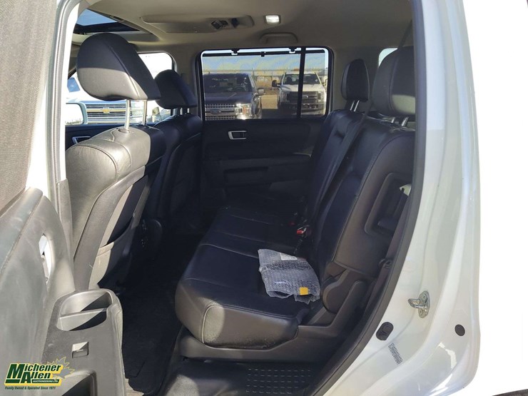 2012-honda-pilot-image-13