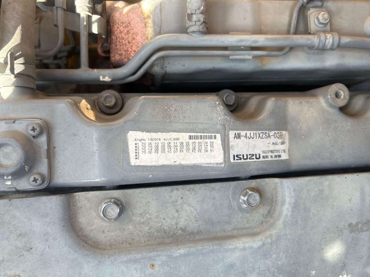 2015-deere-135g-image-22