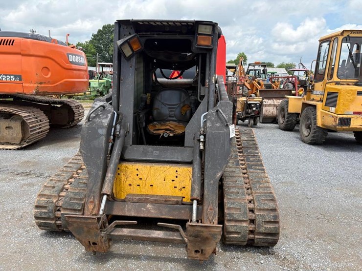 new-holland-lt185b-image-3