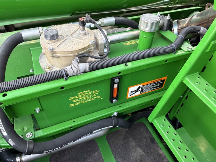 2016-john-deere-s680-image-92