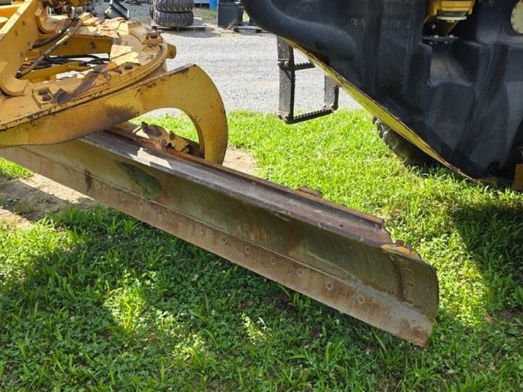 2009-caterpillar-140m-vhp-image-16