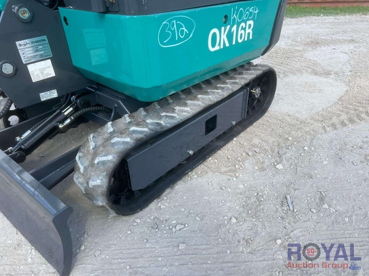 unused-2025-cfg-qk16r-mini-excavator-image-10