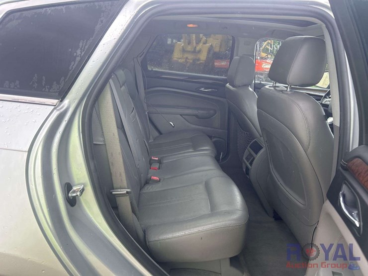 2011-cadillac-srx-image-19