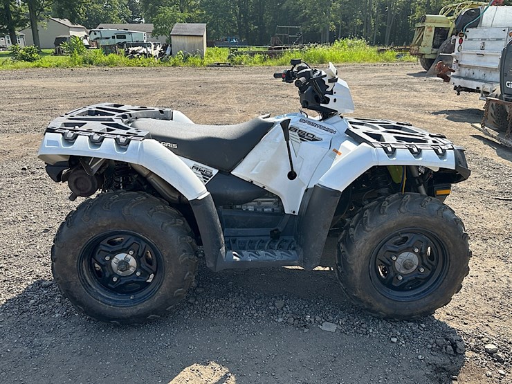 2016-polaris-sportsman-image-4
