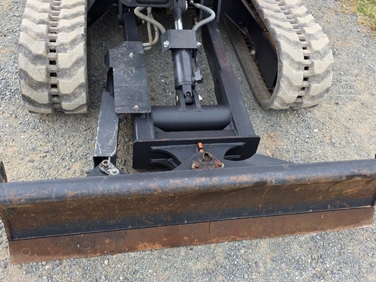 2021-kubota-kx033-4-image-32