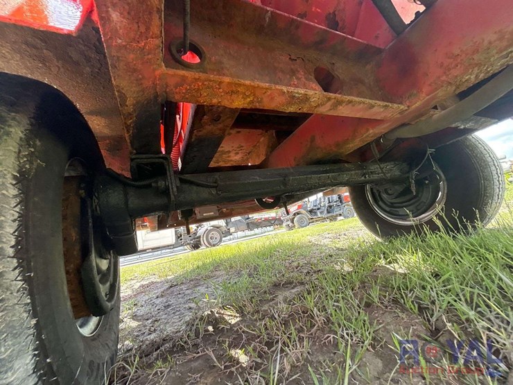 2018-e-z-beever-m12r-towable-brush-chipper-image-14