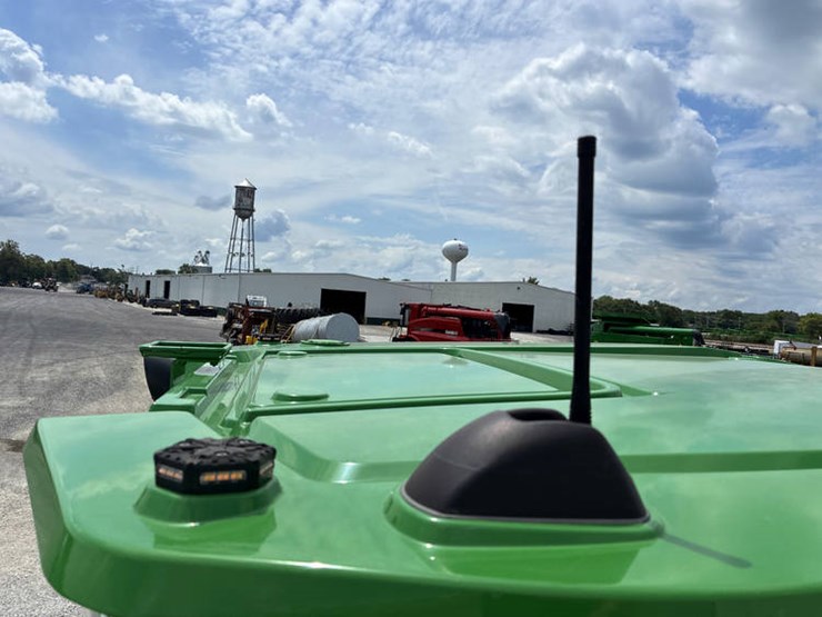 2023-john-deere-8r-340-image-72