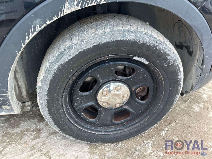 2018-ford-explorer-image-26