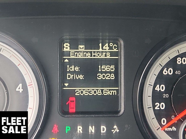 2015-ram-3500-slt-image-8