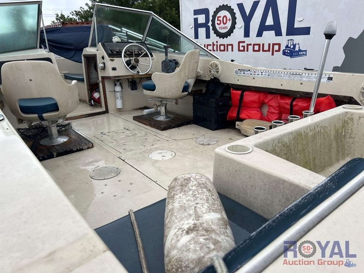 grady-white-17ft-fishing-boat-with-t/a-boat-trailer-image-13