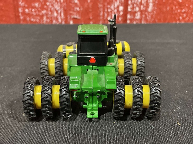 john-deere-8960-image-4