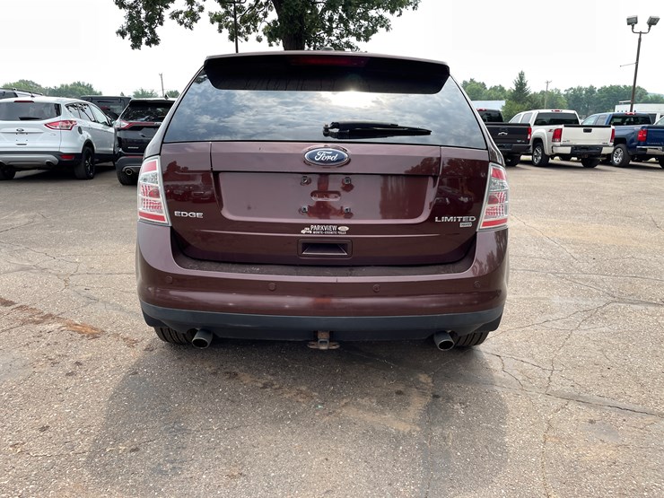 2010-ford-edge-image-4