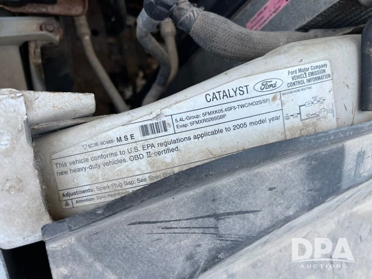 2005-ford-f250-xl-image-75