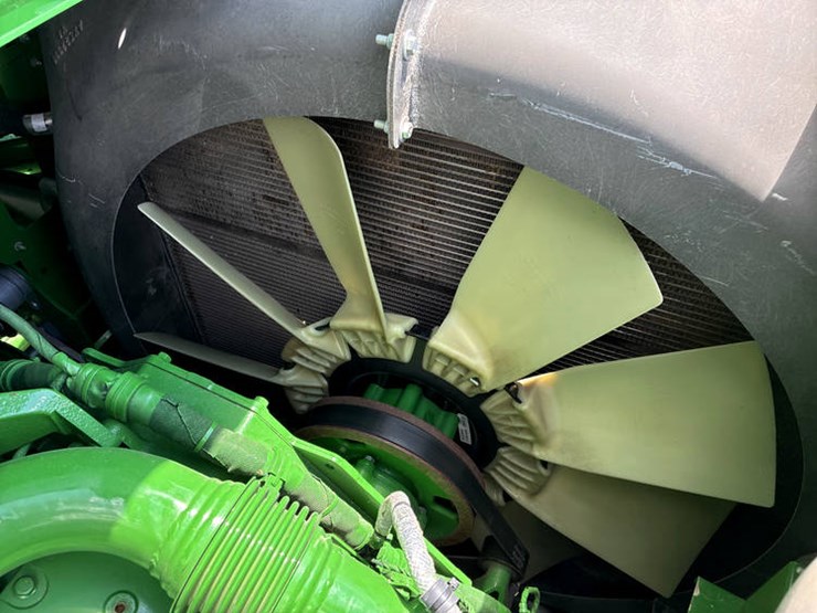 2023-john-deere-s780-image-94