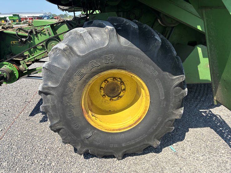 1980-john-deere-6620-image-32