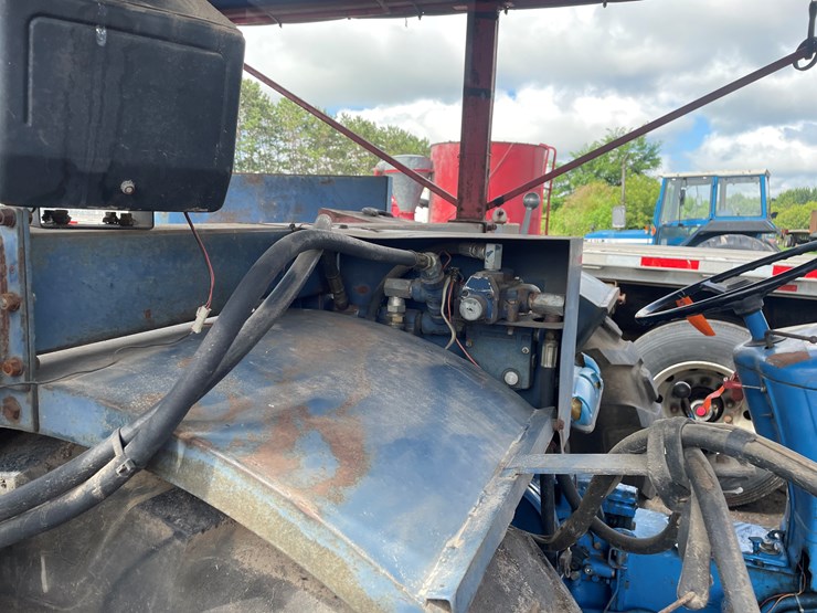 ford-3600-image-12