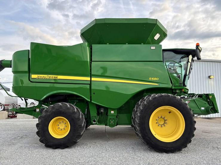 2015-john-deere-s680-image-3