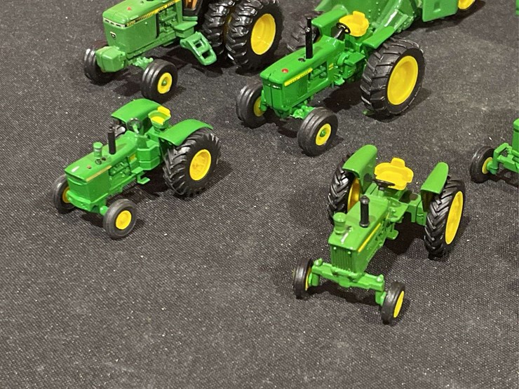 john-deere-64-image-5