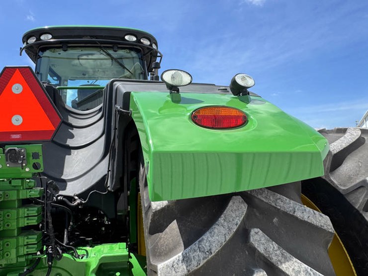 2017-john-deere-9570r-image-23
