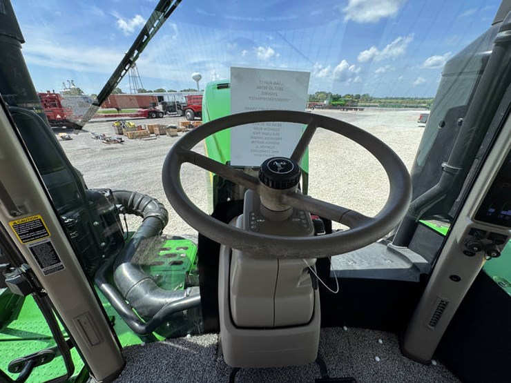 2017-john-deere-9570r-image-65