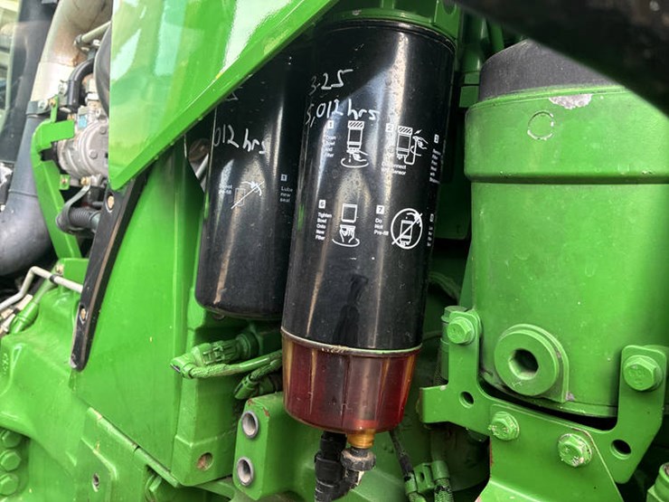 2012-john-deere-8360r-image-68