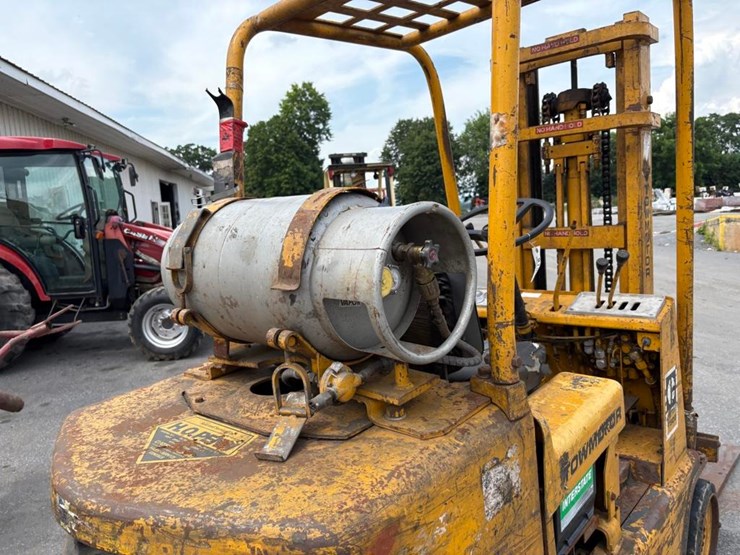 caterpillar-t50b-image-7